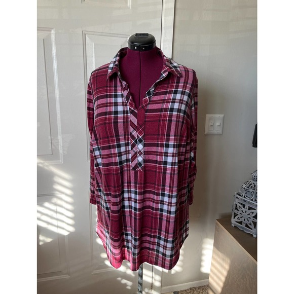 Dress Barn Tops - DB dress barn soft knit tunic